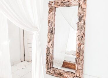 Comment intégrer un cadre miroir dans une décoration éco-responsable ?