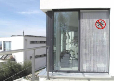 Comment choisir le meilleur rideau anti-moustique pour vos fenêtres et portes ?