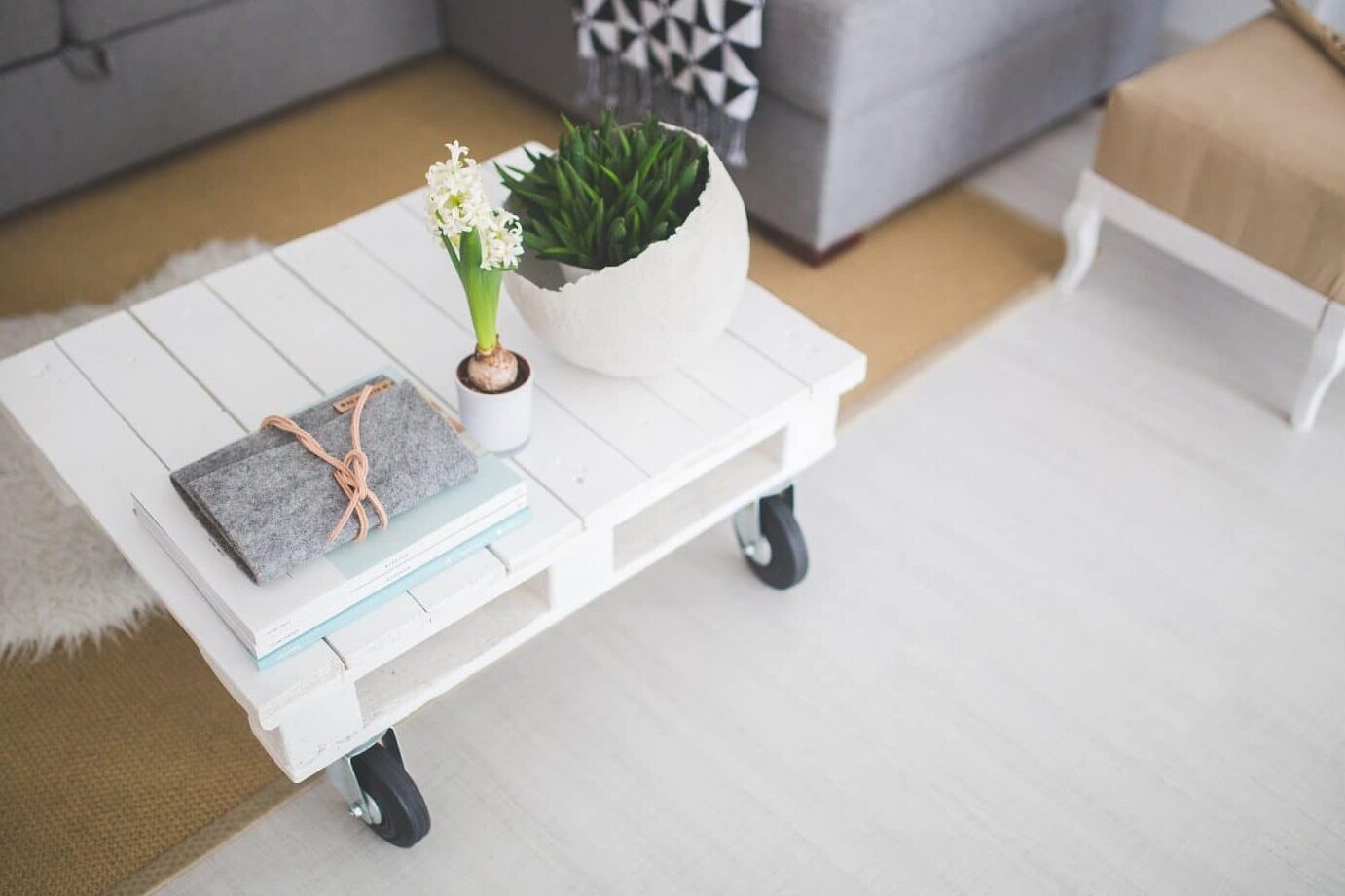 table-basse-tendance-2023-comment-choisir-le-modele-parfait-pour-votre-salon