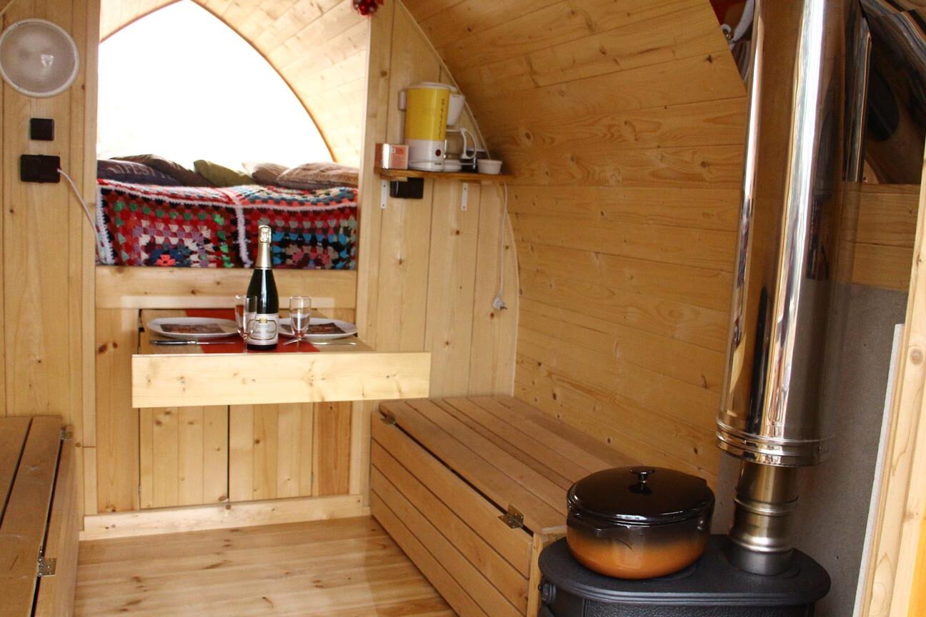 amenager-son-interieur-de-yourte-astuces-pour-un-habitat-durable-et-confortable