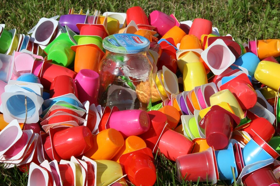 Comment recycler les pots de yaourt en plastique à la maison ?