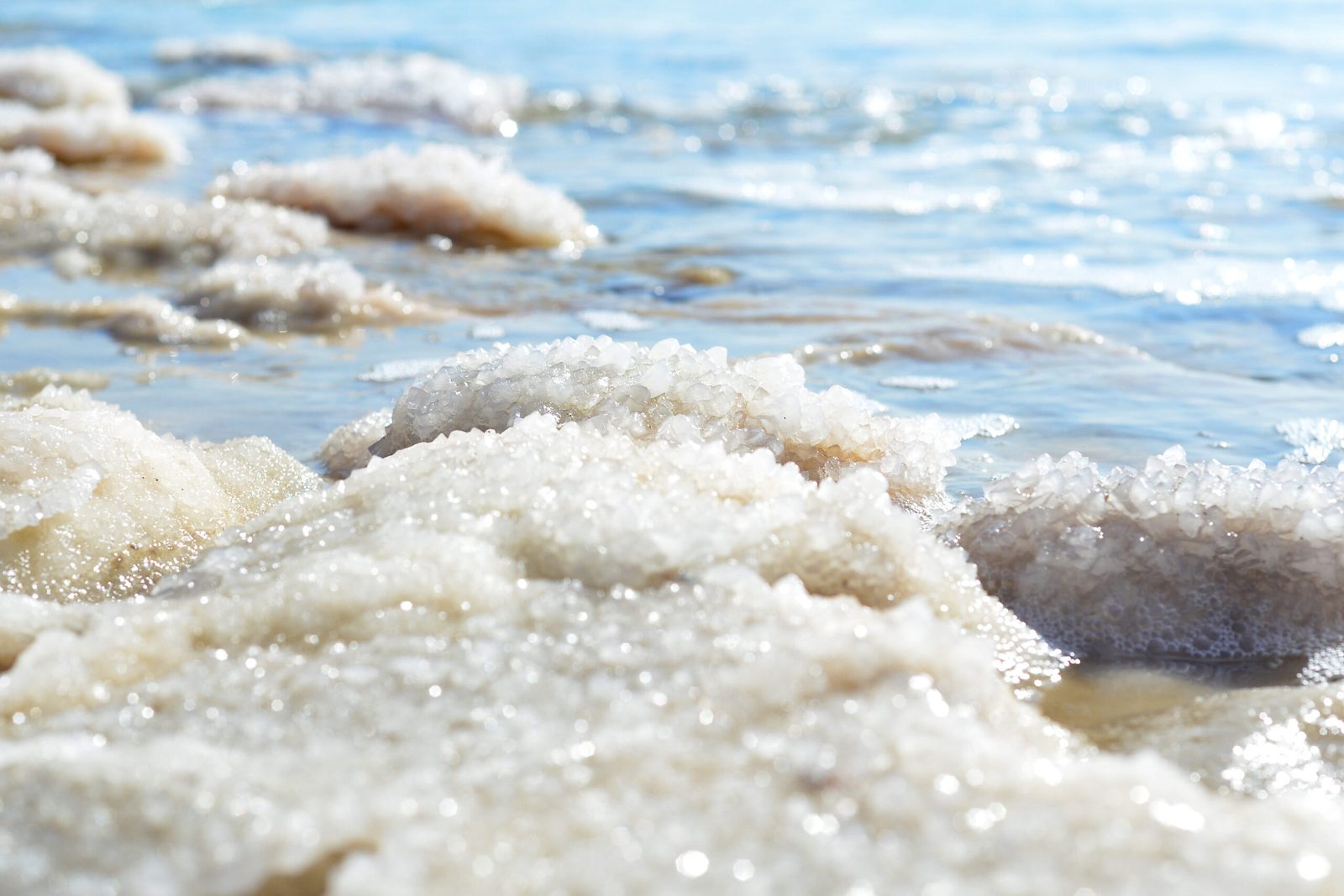 Pourquoi l’eau de certaines mers est-elle plus salée que d’autres ?